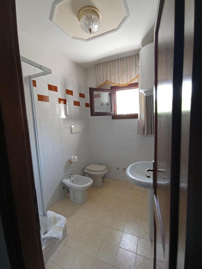 Domus Garden Bed & Breakfast Olbia Ngoại thất bức ảnh
