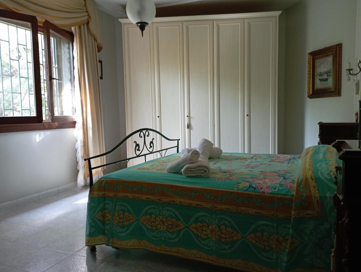 Domus Garden Bed & Breakfast Olbia Phòng bức ảnh